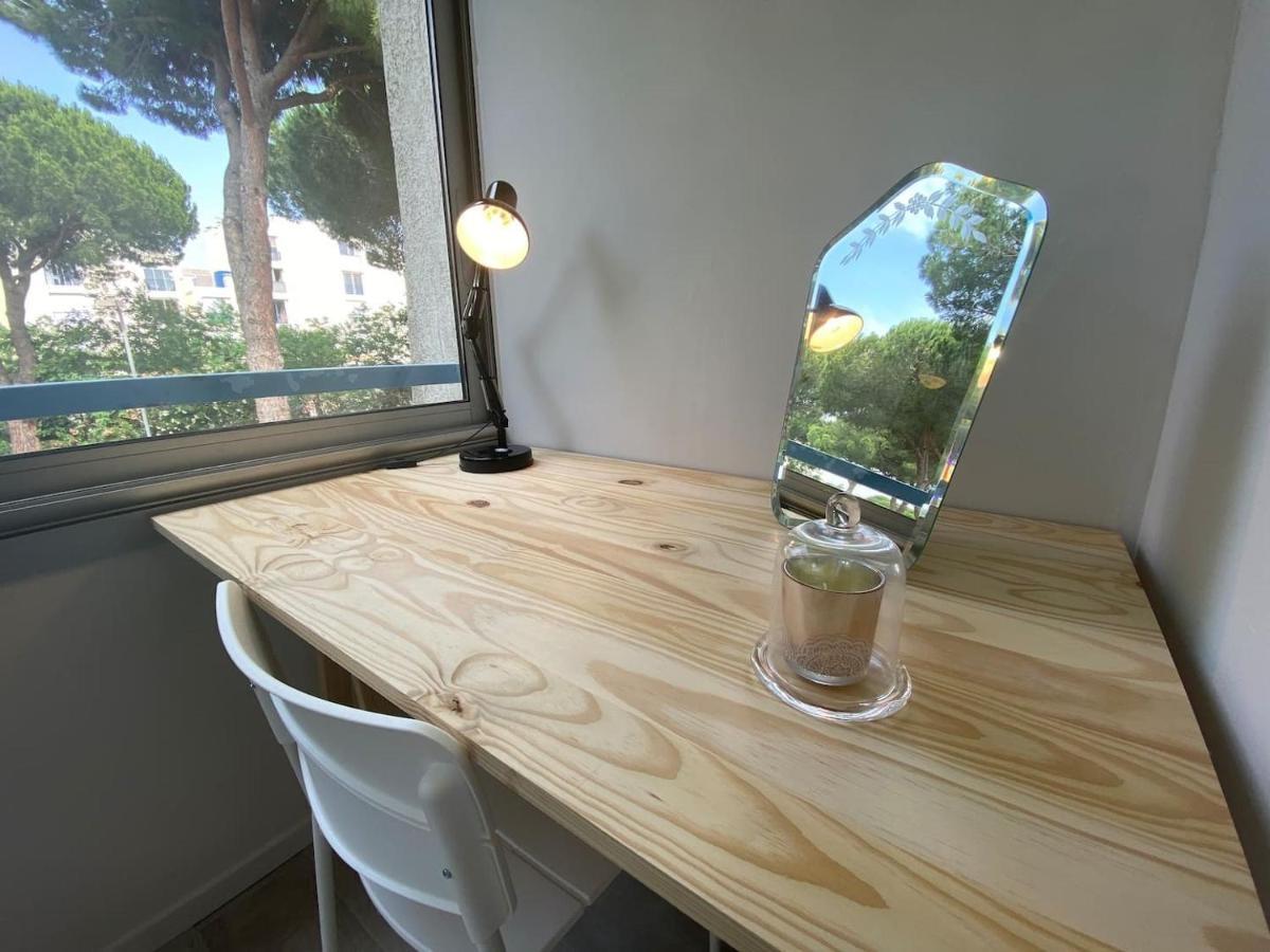 Le Estella Appart: Beachside Serenity With Parking & Wi-fi Apartment La Grande-Motte